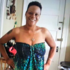 Meet your Posher, Claudia